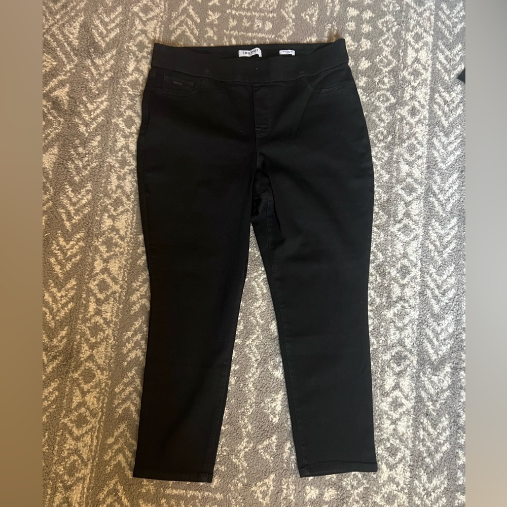 Nine West Black Heidi Pull-On Crop Jeans size 16 (T131)